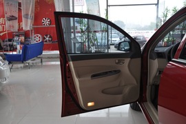 2010款比亚迪L3自动豪华版到店实拍