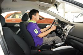2016款起亚福瑞迪1.6L