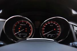 2016款奔腾B70