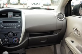 2015款日产阳光1.5XE手动大师版