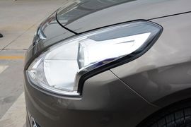 2015款日产阳光1.5XE手动大师版