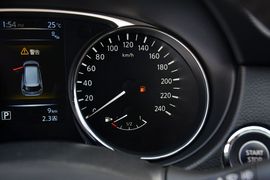 2014款日产奇骏2.5L