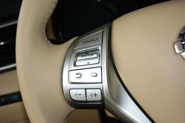 2014款日产奇骏2.5L