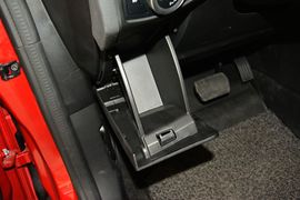 2015款福特福克斯两厢
