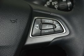 2015款福特福克斯两厢