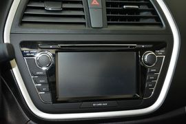 2015款铃木锋驭1.6L