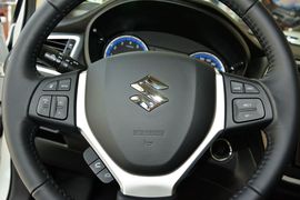 2015款铃木锋驭1.6L