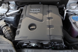 奥迪A4L2.0T舒适型