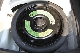 奥迪A4L2.0T舒适型