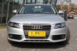 奥迪A4L2.0T舒适型