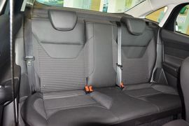 2015款福特福克斯三厢EcoBoost