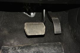 2015款福特福克斯三厢EcoBoost