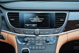 2016款别克君越28T豪华型