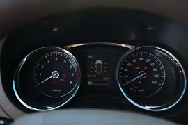 2016款五菱宏光S1