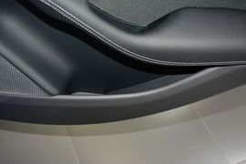 2016款奔驰B180