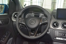 2016款奔驰B180