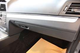 奔驰E260