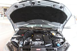 奔驰C200标准型