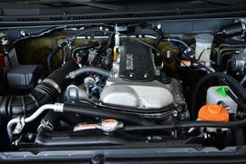   2015款铃木吉姆尼1.3 MT JLX