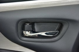 2015款日产楼兰2.5