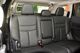 2015款日产楼兰2.5