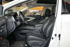 2015款日产楼兰2.5