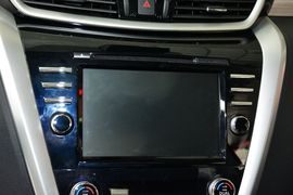 2015款日产楼兰2.5