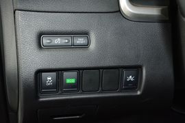 2015款日产楼兰2.5