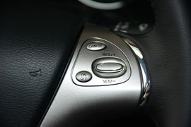 2015款日产楼兰2.5