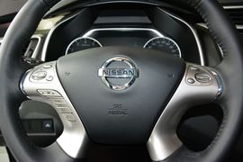 2015款日产楼兰2.5