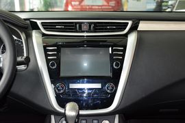 2015款日产楼兰2.5