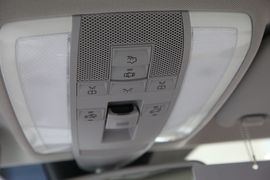 奔驰C200标准型