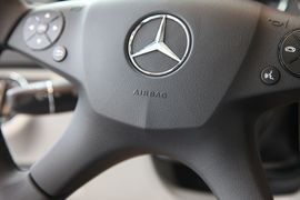 奔驰C200标准型