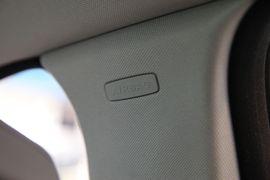 奔驰C200标准型