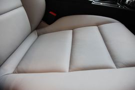 奔驰C200标准型
