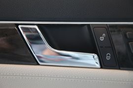 奔驰C200标准型