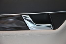 奔驰C200标准型
