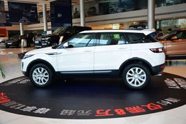 2016款路虎揽胜极光2.0T