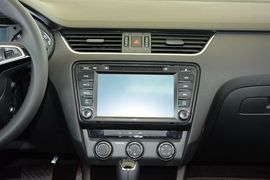 2017款斯柯达明锐1.6L自动智行版