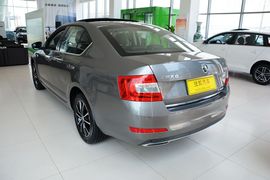 2017款斯柯达明锐1.6L自动智行版