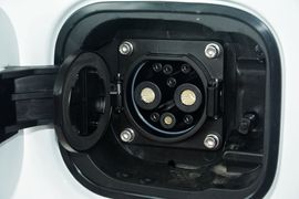 2016款众泰E200