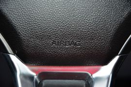 2016款众泰E200