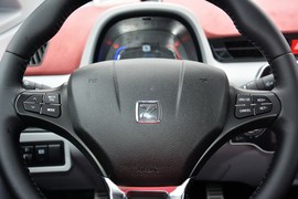 2016款众泰E200
