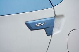 2016款众泰E200