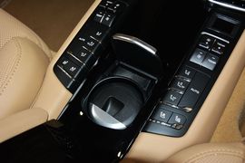 2016款保时捷Panamera