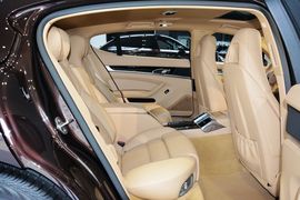 2016款保时捷Panamera