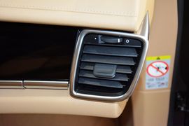 2016款保时捷Panamera