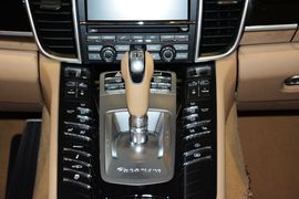 2016款保时捷Panamera