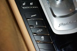 2016款保时捷Panamera