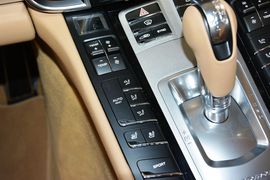 2016款保时捷Panamera